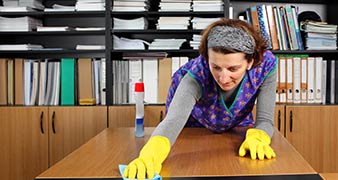 Shoreditch deep gutter Cleaning EC1